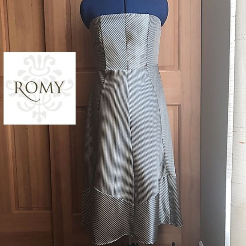 Romy blue/gold Vertical Striped Strapless Dress